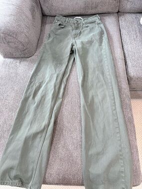 Zara Wide-Leg Jeans in Olive Green